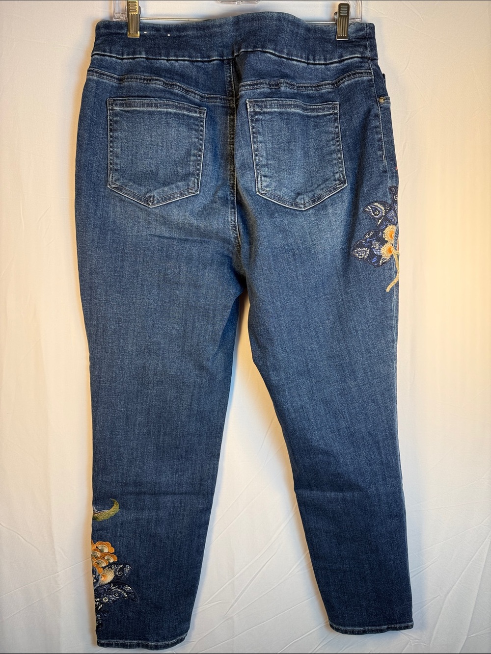 Chico's Dark Blue Embroidered Floral Embroidered Jeggings - Picture 2 of 9
